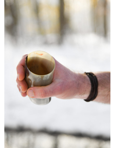 Bicchiere vichingo senza incisioni in...