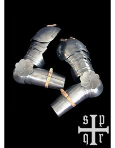 Armi gotiche medievali in acciaio, XVI secolo