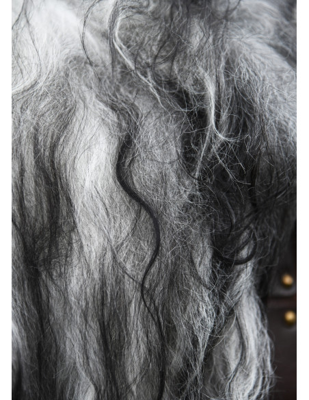 Coprispalle per guerrieri in montone...