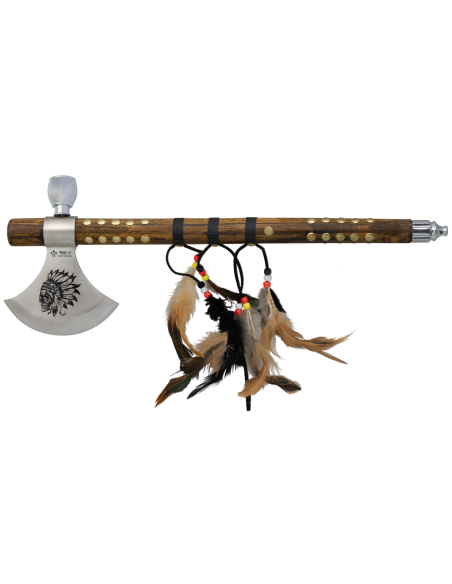 Ascia indiana decorativa con piume