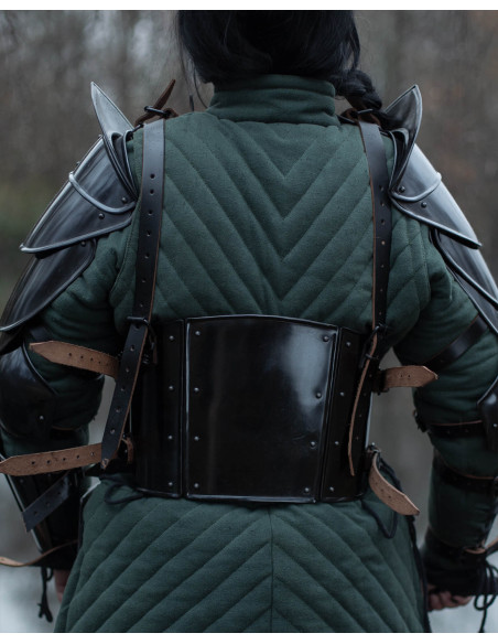 Pettorale medievale in acciaio...