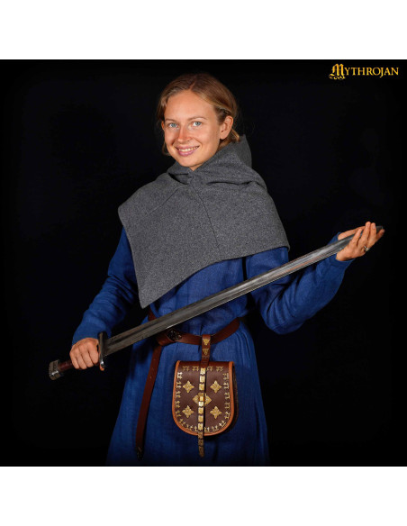 Gugel vichingo in lana modello...