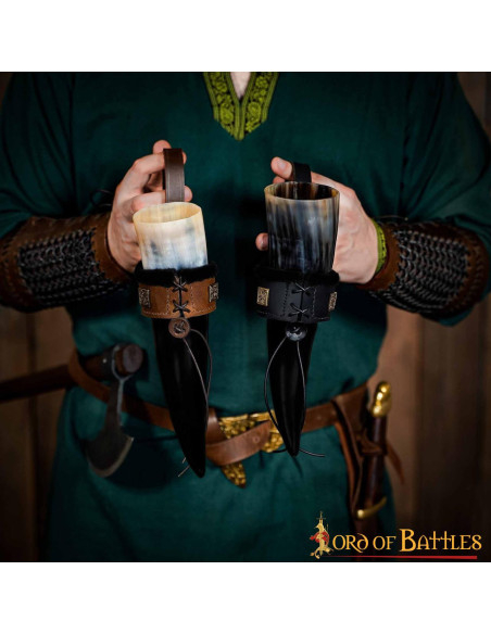 Tahalí per corna in cuoio foderato,...