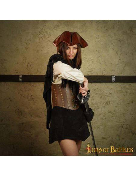 Gonna gotica in pelle scamosciata con...