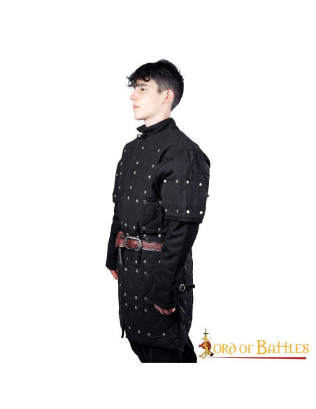 Brigantino nero con piastre...