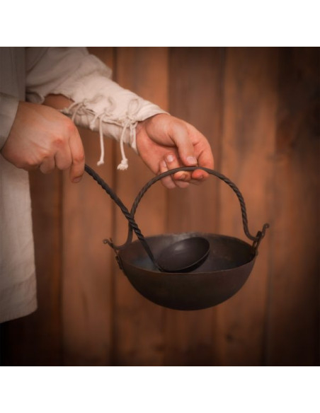 Mestolo medievale in ferro battuto
