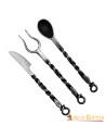 Set di posate medievali, forchetta, coltello e cucchiaio