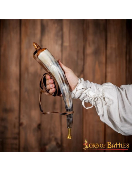 Polvere da sparo in vero corno di bue...