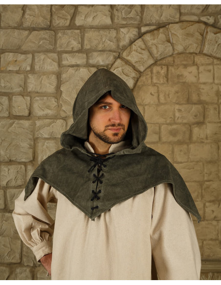 Modello Gugel Folke medievale in...