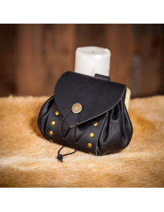 Marsupio medievale in pelle con bottone in ottone...