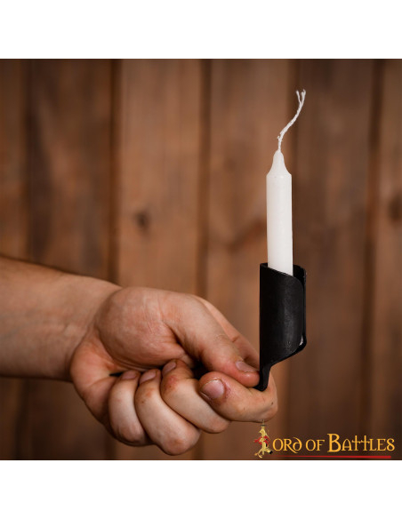 Portacandele medievale in ferro...