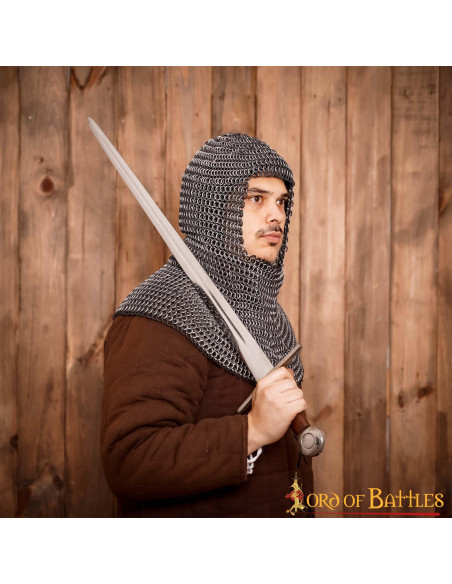 Cuffia medievale con anelli in alluminio