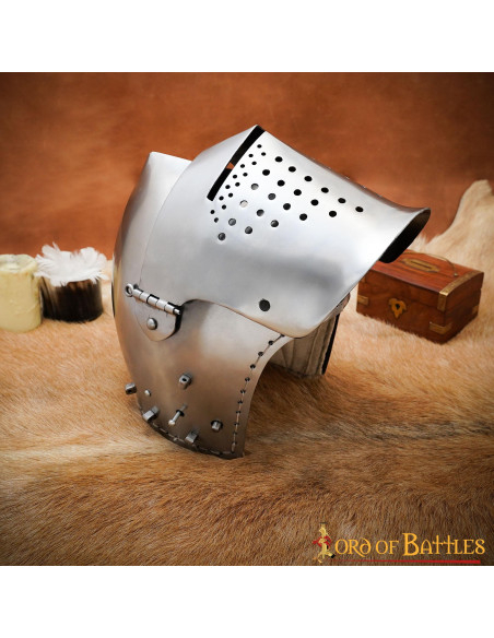 Bacinella Medievale con Visiera, Età...