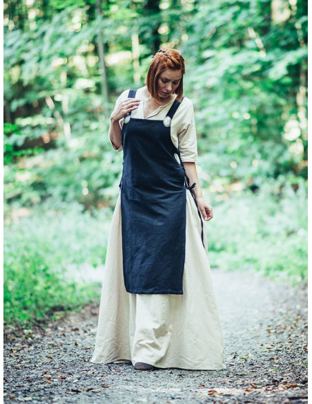 Sopravveste donna Aleiga nera con...