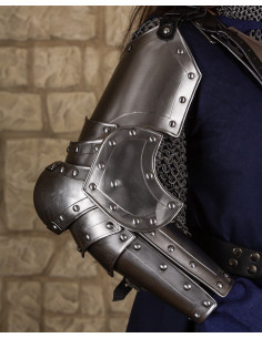 Armi medievali modello Balthasar, finitura lucida 2