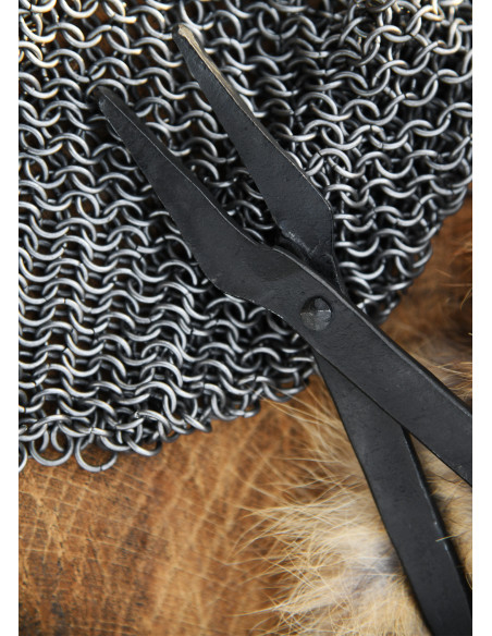 Pinza forgiata medievale (27 cm.)