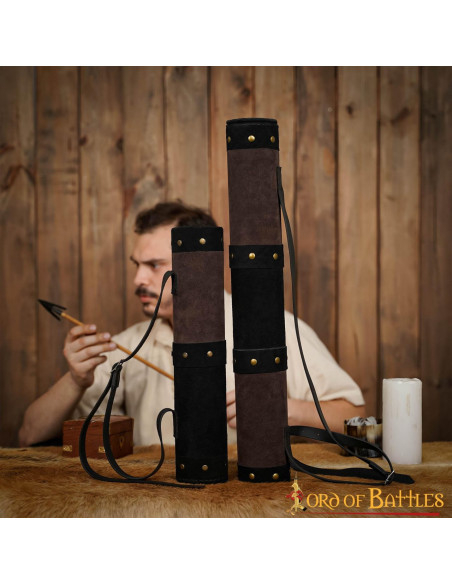 Faretra medievale in pelle, modello...