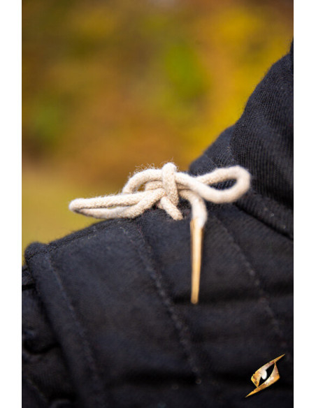 Gambeson cavalleresco medievale in nero