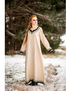 Abito vichingo modello Lagertha, verde naturale