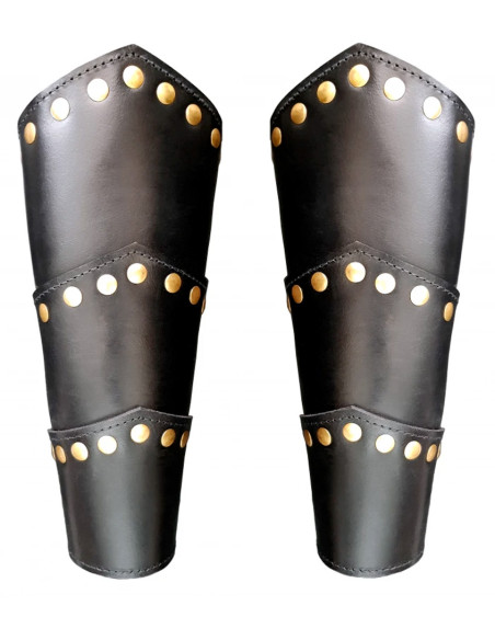 Bracciali in pelle con rivetti...