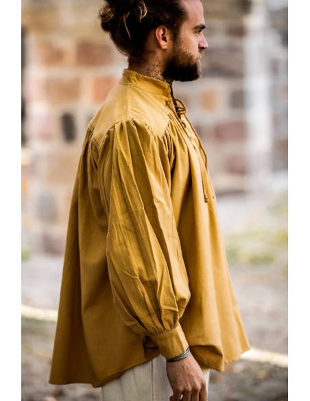 Camicia medievale con lacci a collo...