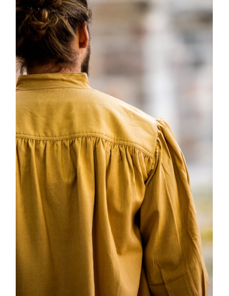 Camicia medievale con lacci a collo...