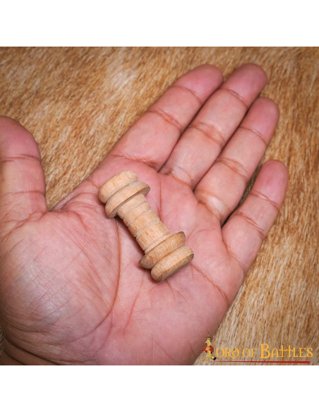 Rocchetto piccolo per fili (4,7 cm.)