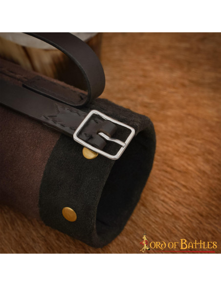 Fibbia medievale in acciaio per...