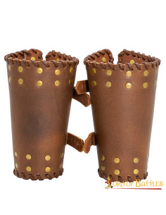 Bracciali medievali in pelle marrone con borchie (17 cm.)