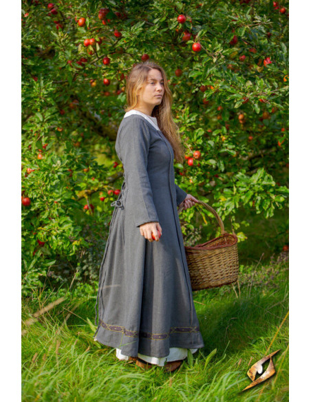 Abito scandinavo dell'era vichinga,...