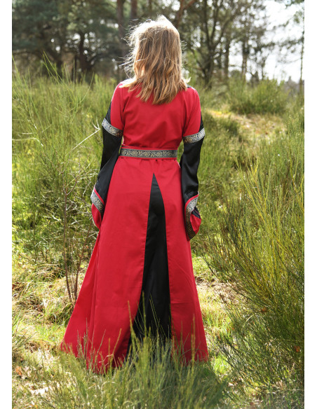 Abito medievale del nobile modello...