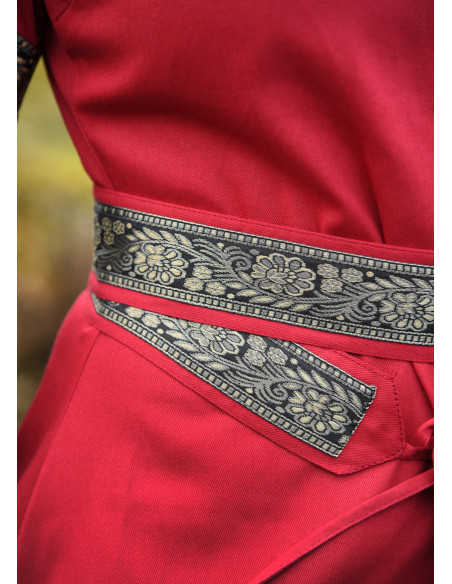 Abito medievale del nobile modello...