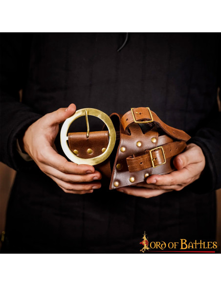 Baldracchino con cintura portaspada...