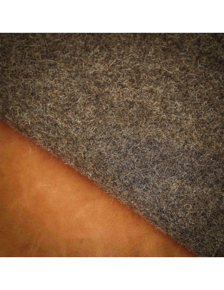 Tradizionale coperta medievale in...