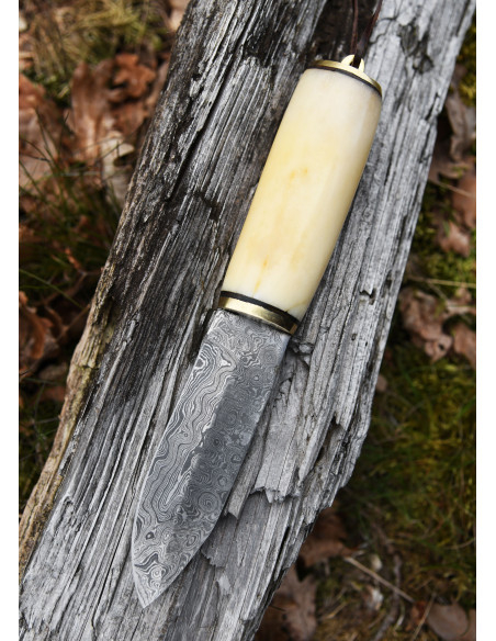 Coltello con manico in osso lama...