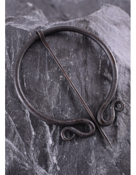 Perone medievale forgiato a mano con...