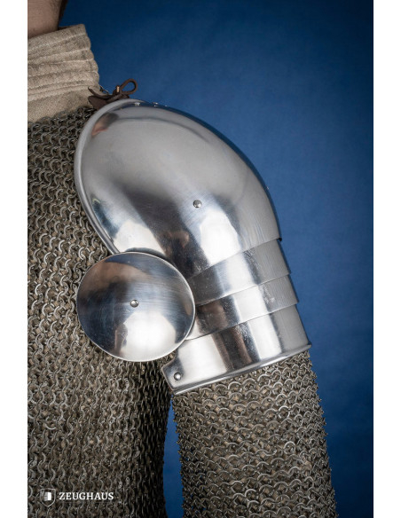 Spalline medievali con besaghe in...