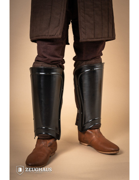 Schinieri da guerriero medievale in...