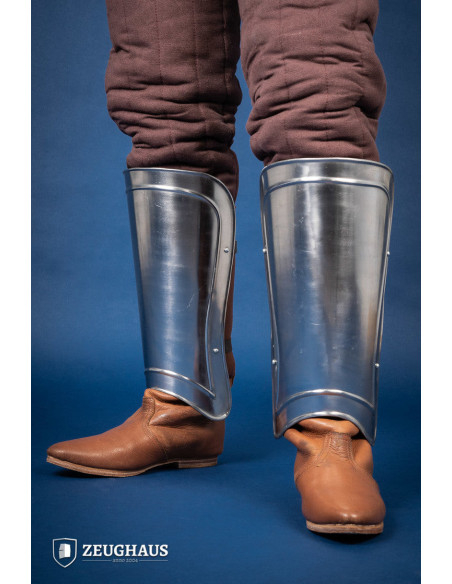 Schinieri classici da guerriero in...