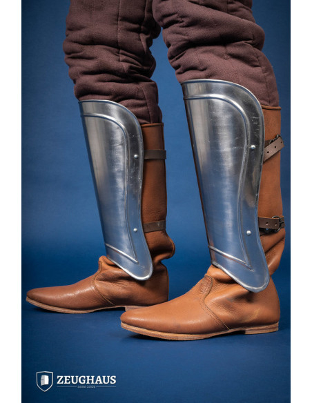 Schinieri classici da guerriero in...