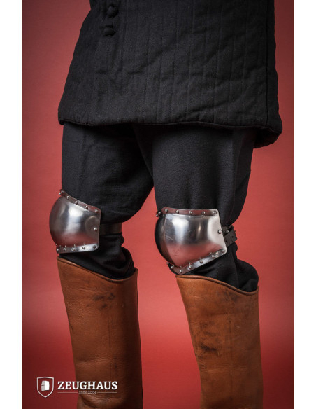 Ginocchiere medievali in acciaio...