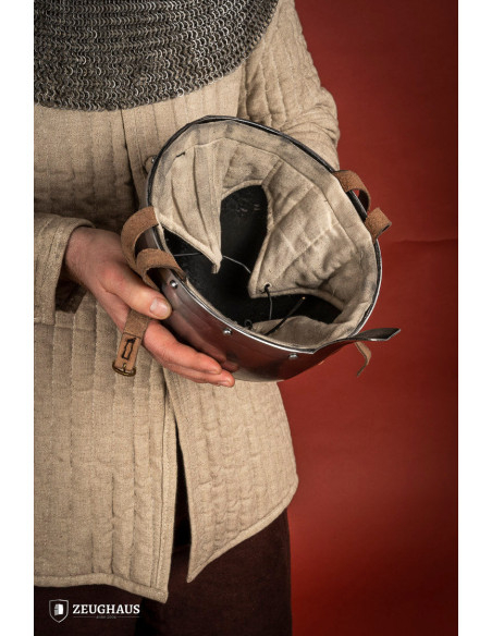 Elmo frigio con protezione per il...