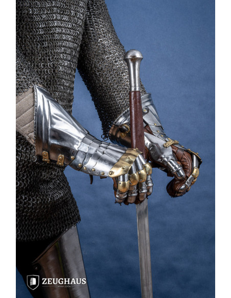 Guanti medievali tedeschi XV secolo...