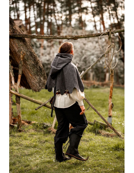 Gugel medievale in lana modello...