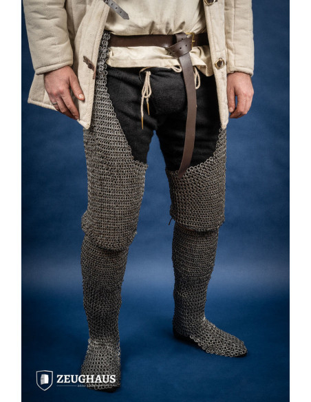 Anelli rivettati con cotta di maglia...