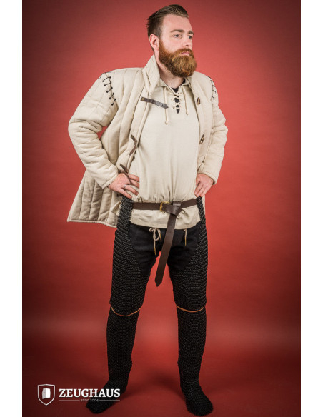 Gambe medievali cotta di maglia in...