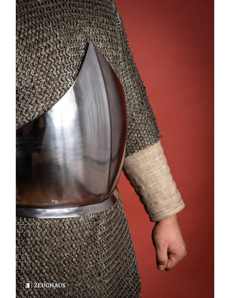 Pancera medievale XV secolo. acciaio...