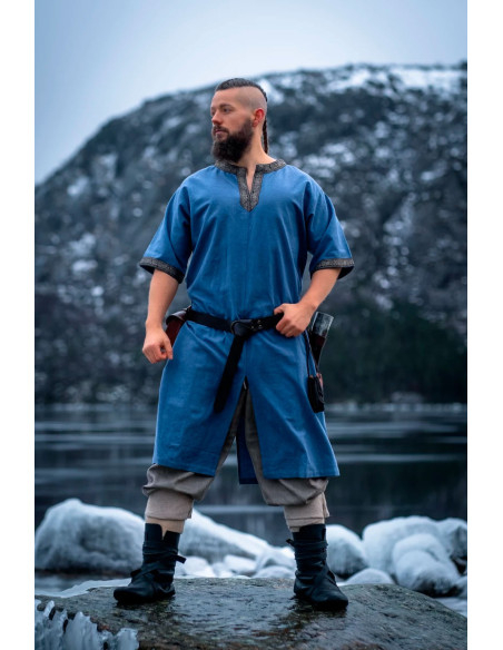 Tunica vichinga a maniche corte...