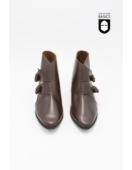 Scarpe medievali con chiusura... Scarpe medievali con chiusura...