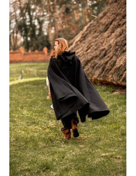 Mantello medievale corto con chiusura...